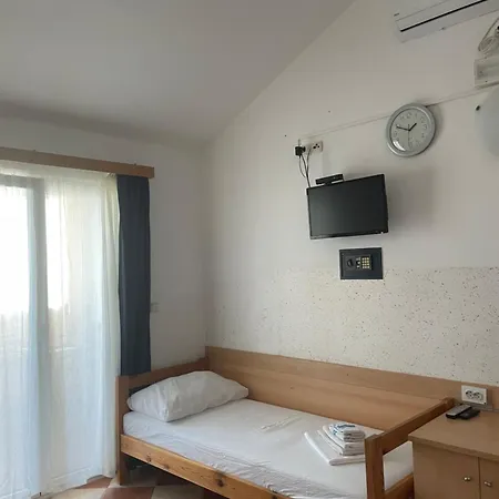 Apartments Pag-Travel Novalja Exterior photo